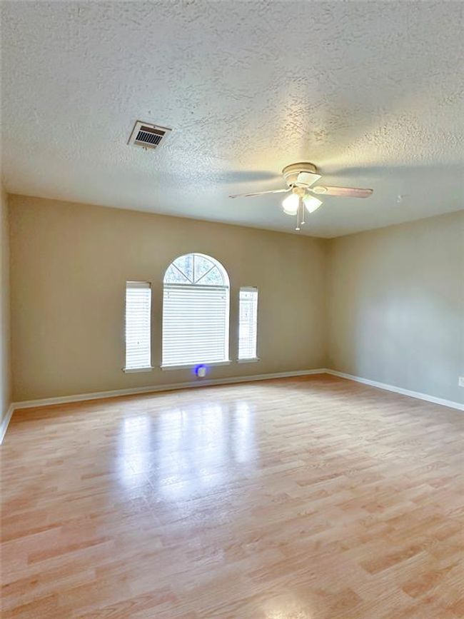 Bedroom 6 | Image 31