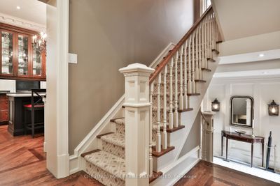 77 Lowther Ave, House attached with 3 bedrooms, 5 bathrooms and 1 parking in Toronto ON | Image 3