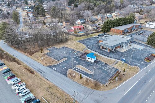 24 Azalea Rd, Daleville, VA, 24083-1180 | Card Image