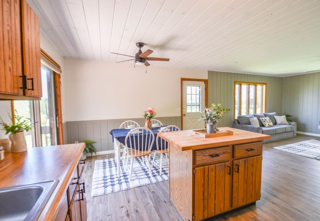 11768 Riker Rd, House other with 3 bedrooms, 2 bathrooms and null parking in Litchfield MI | Image 7