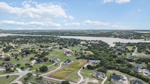 1104 Bentwater Pkwy, Granbury, TX, 76049-5580 | Card Image