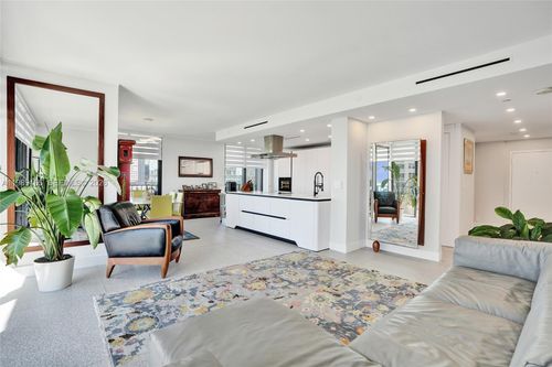 apt-a1015-520 Brickell Key Dr, Miami, FL, 33131-2419 | Card Image