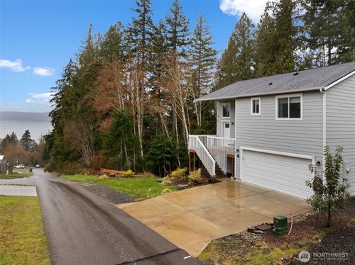 61 E Ellinor Peak Pl, Belfair, WA, 98528-7519 | Card Image