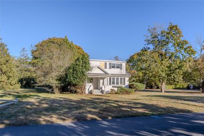 29 N Paquatuck Avenue, House other with 3 bedrooms, 2 bathrooms and null parking in East Moriches NY | Image 3