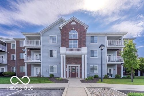 312-6239 Amber Creek Ln, Indianapolis, IN, 46237-6350 | Card Image