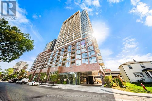 801-28 Ann Street W, Mississauga (Port Credit), ON, L9G3G1 | Card Image