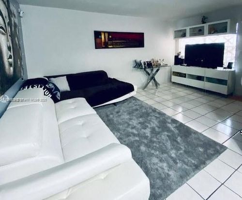 apt-413-1325 W 68th St, Hialeah, FL, 33014-4502 | Card Image