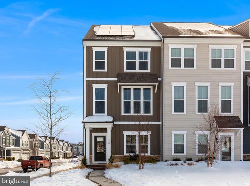 1701 Autumn Maple Leaf Dr, DUMFRIES, VA, 22026-2838 | Card Image