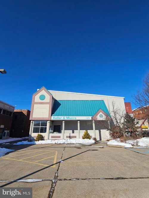 127 E Church Street, LOCK HAVEN, PA, 17745 | Card Image