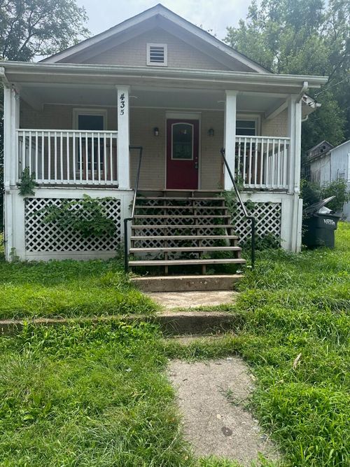 435 Dale Ave, Vinton, VA, 24179-2404 | Card Image