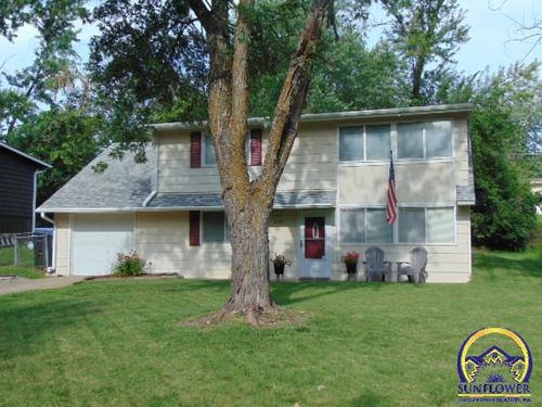 3501 Sw Oakley Ave, Topeka, KS, 66614-3322 | Card Image
