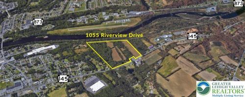 1055 Riverview Dr, WALNUTPORT, PA, 18088-9115 | Card Image