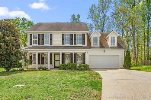 816 Hawthorn Ridge Dr, Whitsett, NC, 27377-9319 | Card Image