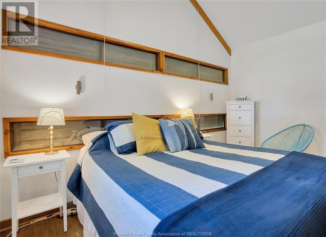 170 N Shore Rd, House other with 5 bedrooms, 2 bathrooms and null parking in Pelee Island ON | Image 35