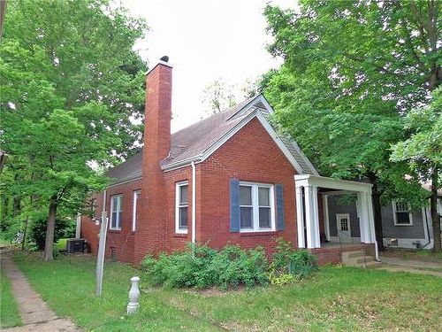 1915 S Elm St, Pittsburg, KS, 66762-6204 | Card Image