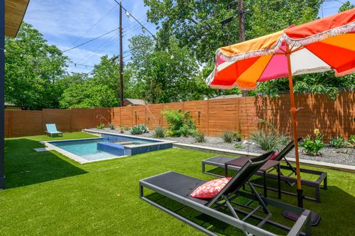 4804 Gladeview Dr, Austin, TX, 78745-1742 | Card Image