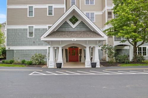 unit-212-5 Sally Sweets Way, Salem, NH, 03079-3375 | Card Image