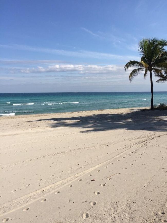 625 Ocean Blvd, House other with 6 bedrooms, 6 bathrooms and null parking in Golden Beach FL | Image 4