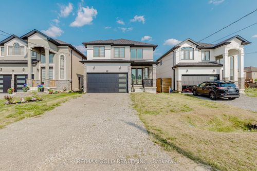 61 Eleanor Ave, Hamilton, ON, L8W1C7 | Card Image