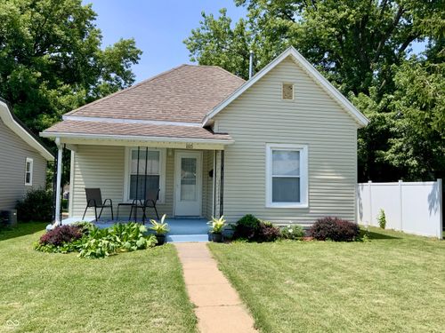 1115 Cherry St, Rushville, IN, 46173-1331 | Card Image