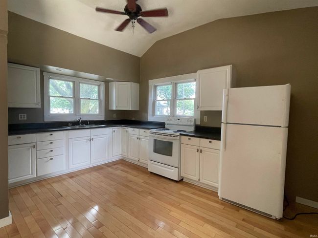 805 W 3 Rd St, House other with 3 bedrooms, 1 bathrooms and null parking in North Manchester IN | Image 10