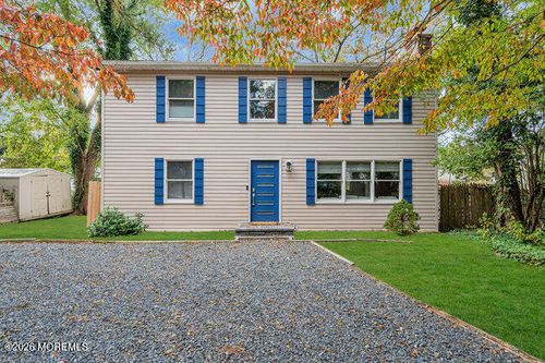58 Flipper Ave, Manahawkin, NJ, 08050-1829 | Card Image