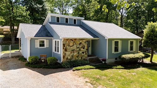 134 Longview Road, Madison, NC, 27025 | Card Image
