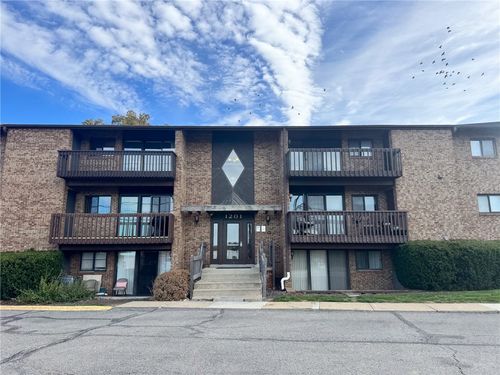 apt-12-1201 Dutilh Rd, Cranberry Twp, PA, 16066-5129 | Card Image
