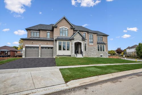 120 Moss Dr, Cambridge, ON, N1T0H1 | Card Image