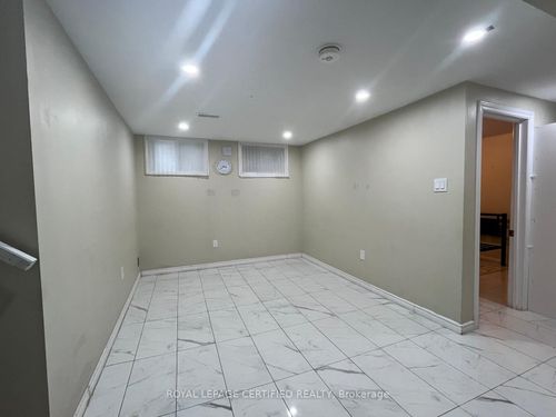 basement-818 Garth Street, Hamilton, ON, L9C4K5 | Card Image