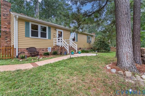 11336 Great Branch Dr, Chester, VA, 23831-1661 | Card Image