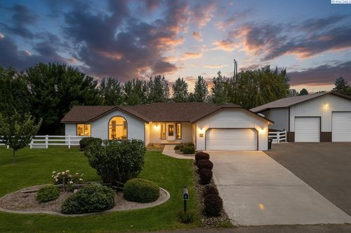 4502 Canter St, West Richland, WA, 99353-8769 | Card Image