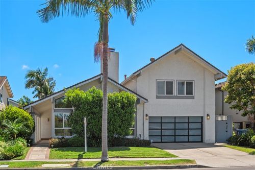 3962 Mistral Dr, Huntington Beach, CA, 92649-2162 | Card Image
