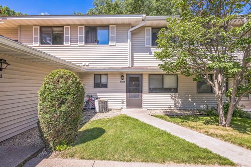 2683 Brookdale Ln, Brooklyn Park, MN, 55444-2351 | Card Image