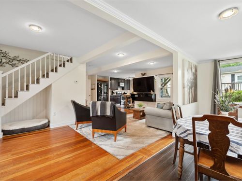50 Cottage Grv, Burlington, VT, 05408-2403 | Card Image