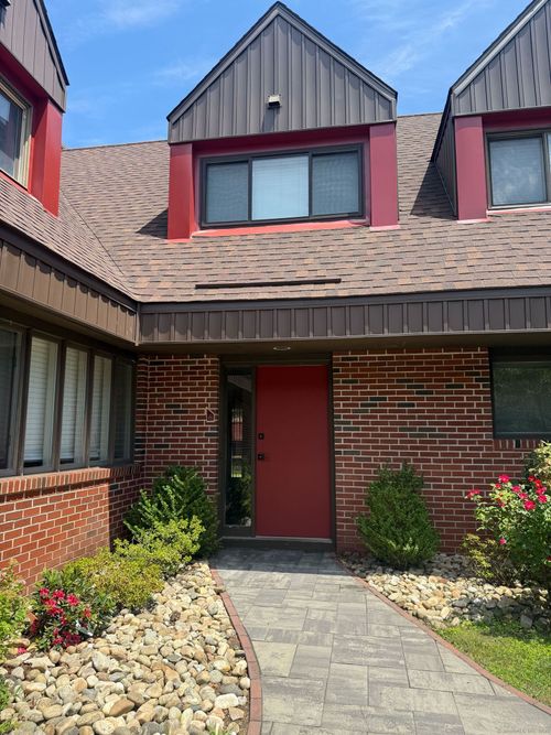 105-105 Montoya Dr, Branford, CT, 06405-2501 | Card Image