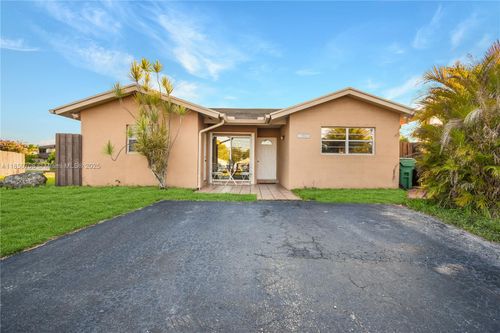 13880 Sw 44th Ter, Miami, FL, 33175-3770 | Card Image