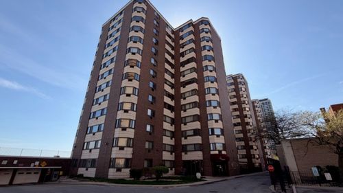 1424-7337 S South Shore Drive, Chicago, IL, 60649 | Card Image