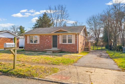 109 Boxwood Dr, Hopkinsville, KY, 42240-1835 | Card Image