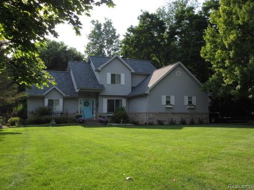 11356 Tall Shadows Ct, Pinckney, MI, 48169-8471 | Card Image