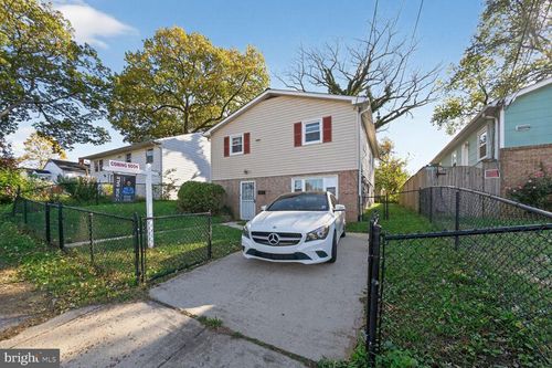 6117 Osborn Rd, Landover, MD, 20785-1031 | Card Image