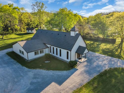 317 W Railroad St, Petersburg, TN, 37144-5033 | Card Image