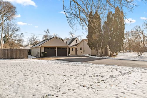 425 Grove St, Wood Dale, IL, 60191-1308 | Card Image