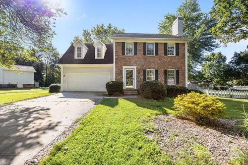 705 Woodhill Dr, Fletcher, NC, 28732-9270 | Card Image