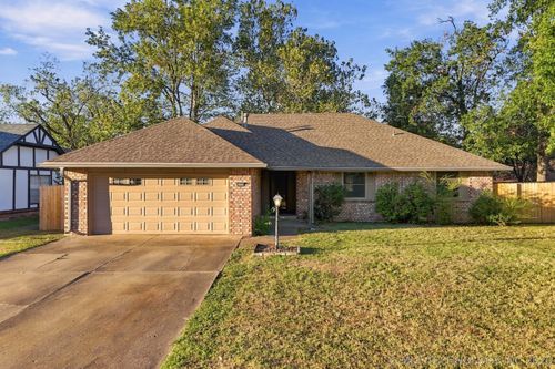2608 W Detroit St, Broken Arrow, OK, 74012-2201 | Card Image