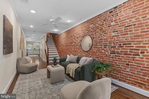 911 S Curley St, BALTIMORE, MD, 21224-4825 | Card Image
