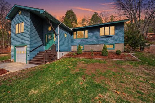 101 Elm St, Goffstown, NH, 03045-2224 | Card Image