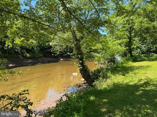 19955 Youngs Cliff Rd, STERLING, VA, 20165-2567 | Card Image