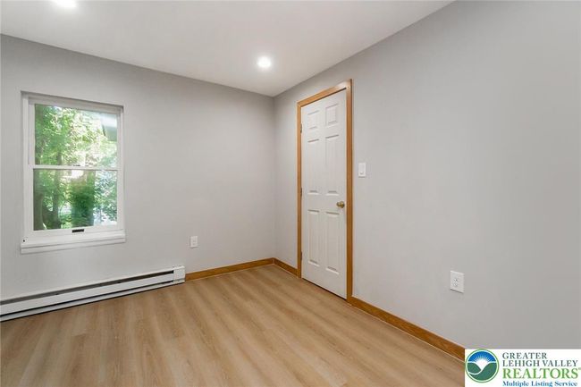 226 Fern St, House other with 4 bedrooms, 2 bathrooms and null parking in Jim Thorpe PA | Image 27