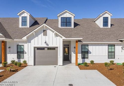 111 Maplebrook Way, Youngsville, LA, 70592 | Card Image